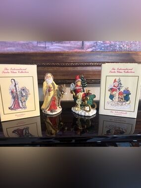 The International Santa Claus Collection 
Switzerland 🇨🇭